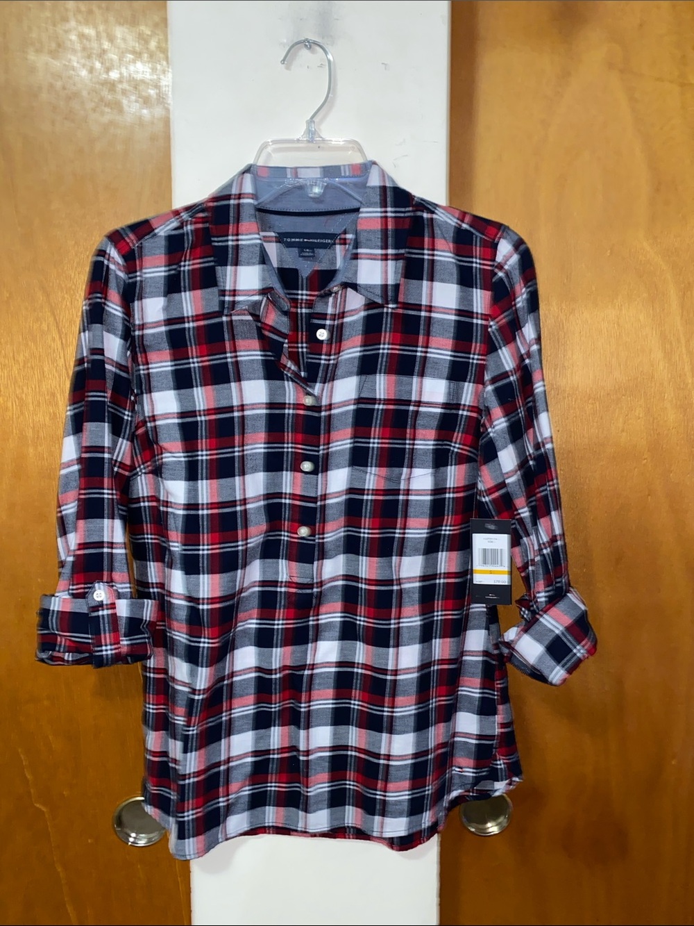 ❤️♠️🤍NWT Tommy Hilfiger Plaid Button-Up Shirt - 100% Cotton